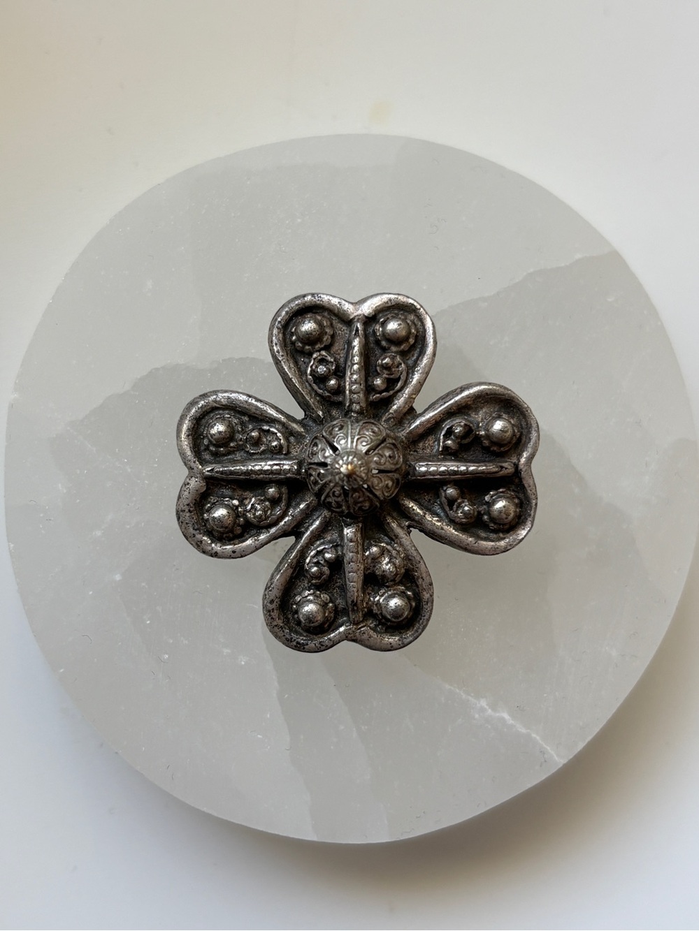 Vintage silver clover Brooch